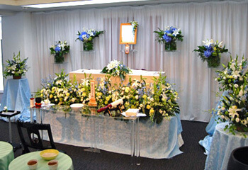 一日葬とは？他の葬儀との違いや注意点は？ class=