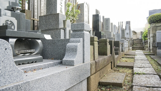 墓石購入の前に知っておきたい！【墓石の色の選び方】 class=