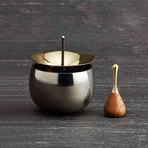 落ち着くスペースにこじんまりと置いておきたい･･･