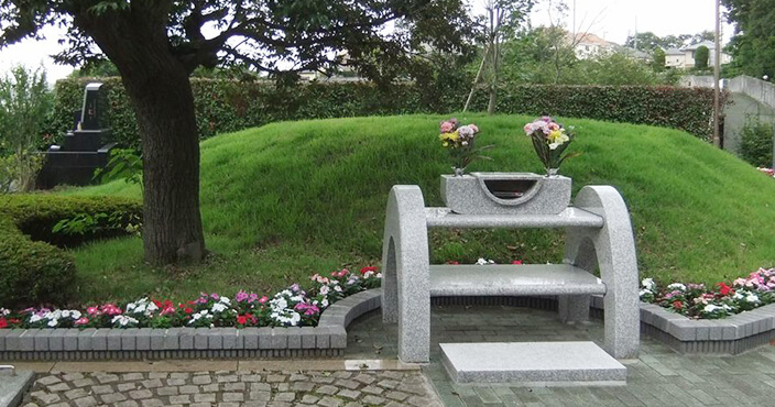 知っておきたい！樹木葬のメリット・デメリット class=